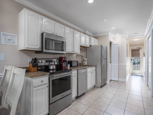 Siesta Key Vacation Condo Two Bedroom Walk to Beach