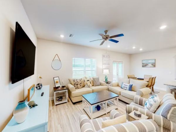 Charming Vacation Home in Port St. Joe Close to Beach