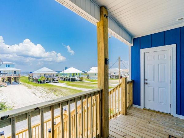 Dauphin Island Vacation Home Four Bedroom Steps to Beach