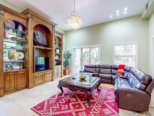 Incredible 7 Bedroom Vacation Home in West Palm Beach