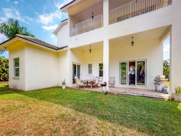 Incredible 7 Bedroom Vacation Home in West Palm Beach