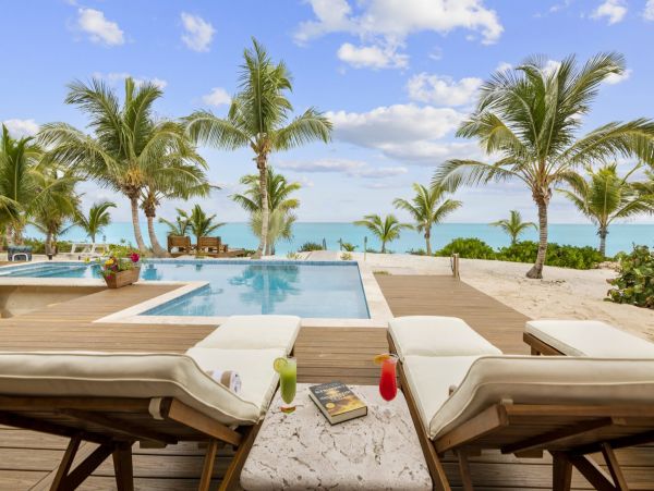 Home Away from Home Vacation Rental in The Bahamas