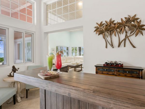 Home Away from Home Vacation Rental in The Bahamas