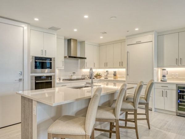 Beautiful 2 Bedroom Vacation Condo in Siesta Key