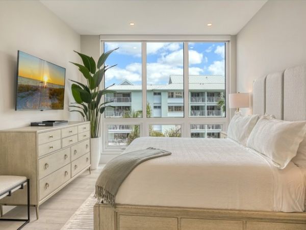 Beautiful 2 Bedroom Vacation Condo in Siesta Key
