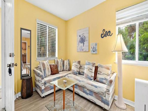 St. Augustine Vacation Home Four Bedroom Steps to Beach