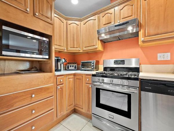 St. Augustine Vacation Home Four Bedroom Steps to Beach