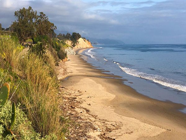 Lavish Vacation Rental on Beautiful Summerland