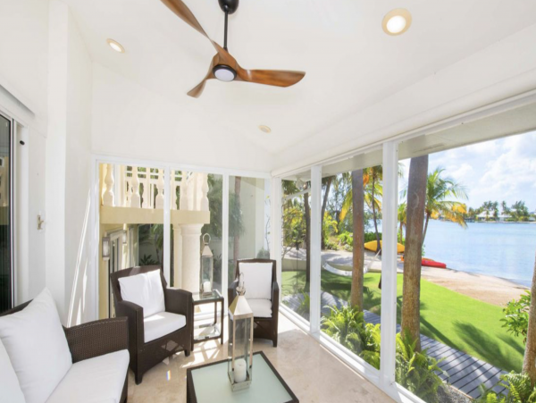 Cayman Kai 8 Bedroom Vacation Rental Great Amenities