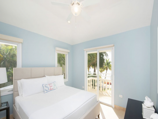 Cayman Kai 8 Bedroom Vacation Rental Great Amenities