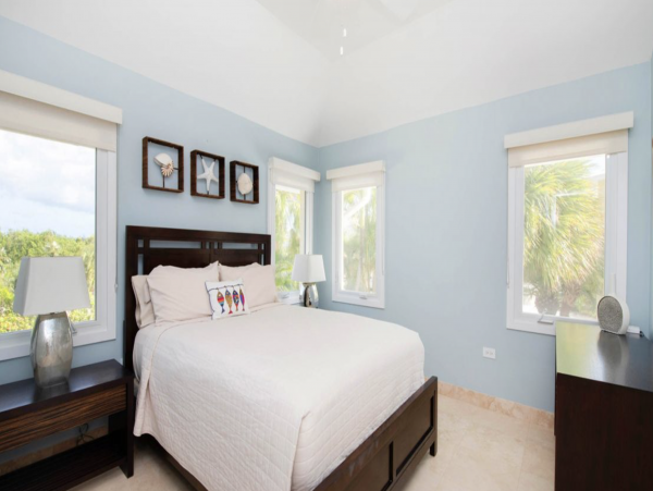 Cayman Kai 8 Bedroom Vacation Rental Great Amenities