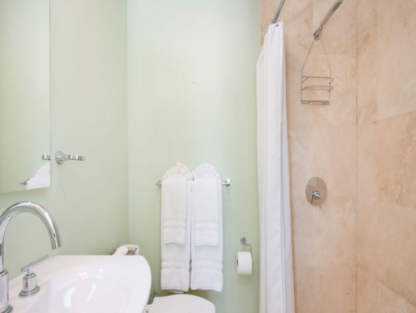 Cayman Kai 8 Bedroom Vacation Rental Great Amenities