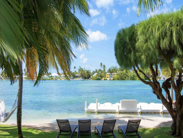 Cayman Kai 8 Bedroom Vacation Rental Great Amenities