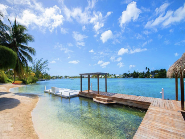 Cayman Kai 8 Bedroom Vacation Rental Great Amenities