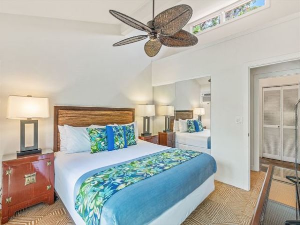 Lovely 2 Bedroom Condo in the Heart of Historic Lahaina Town