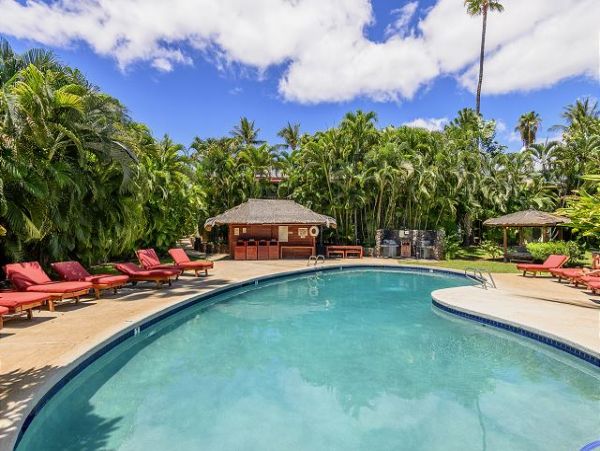 Lovely 2 Bedroom Condo in the Heart of Historic Lahaina Town