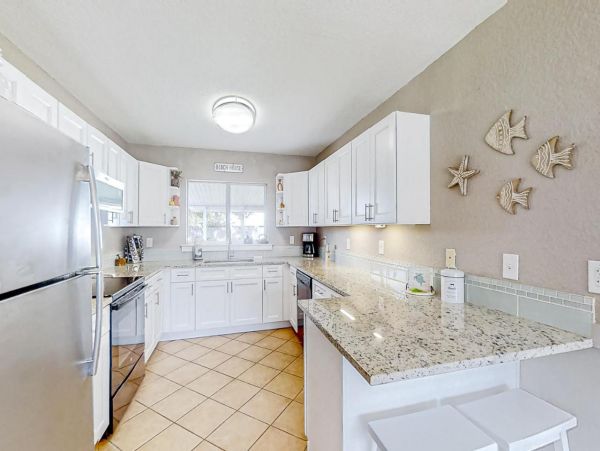 Lovely Vacation Rental with 4 Bedrooms & Enclosed Yard