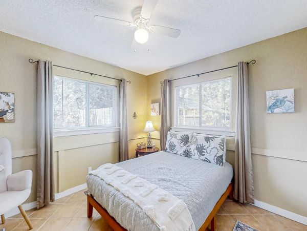 Lovely Vacation Rental with 4 Bedrooms & Enclosed Yard