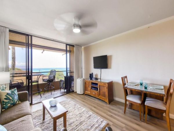 Ocean Views Kahana Vacation Condo One Bedroom