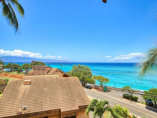 Ocean Views Kahana Vacation Condo One Bedroom