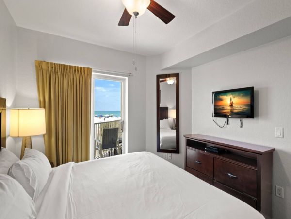 BeachFront Two Bedroom Vacation Condo w/ Heated Resort Pool