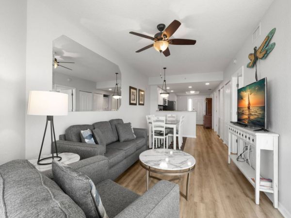 BeachFront Two Bedroom Vacation Condo w/ Heated Resort Pool