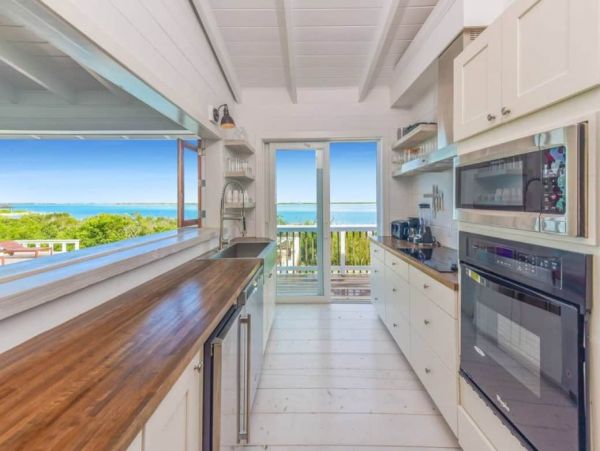 Experience Unforgettable Vacations in Rental Homes with Our Bahamas Getaway