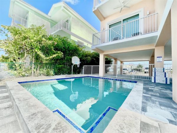 Marathon Vacation Home Four Bedroom