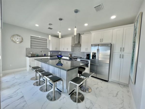 Marathon Vacation Home Four Bedroom
