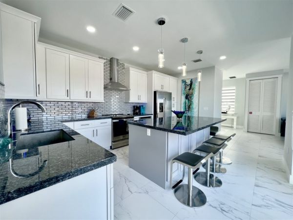 Marathon Vacation Home Four Bedroom
