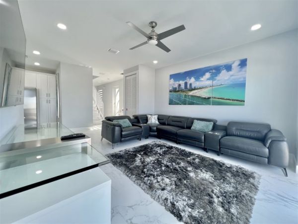 Marathon Vacation Home Four Bedroom