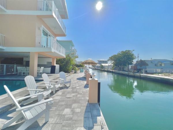 Marathon Vacation Home Four Bedroom