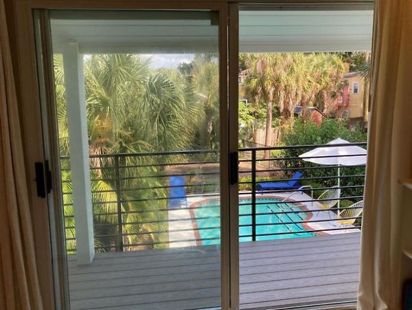 Sarasota Vacation Rentals | Luxury Bayfront Home with Pool