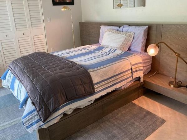 Sarasota Vacation Rentals | Luxury Bayfront Home with Pool