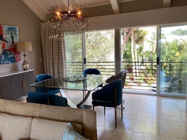 Sarasota Vacation Rentals | Luxury Bayfront Home with Pool