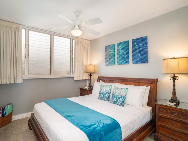 Charming Ground Condo with Ocean Views