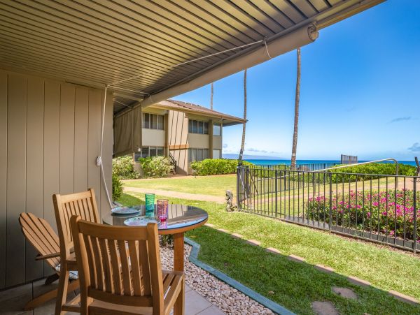 Charming Ground Condo with Ocean Views