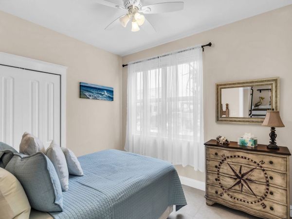 Luxury Four Bedroom Marathon Vacation Home With Boat Dock