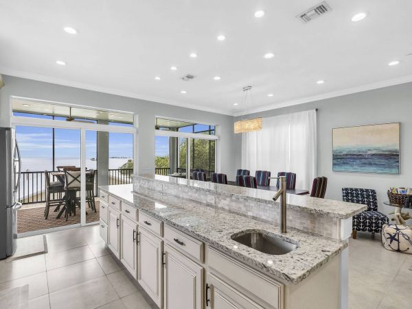 Luxury Four Bedroom Marathon Vacation Home With Boat Dock