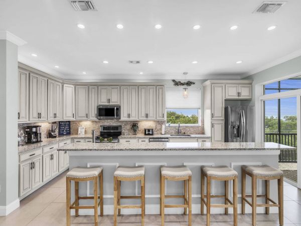 Luxury Four Bedroom Marathon Vacation Home With Boat Dock