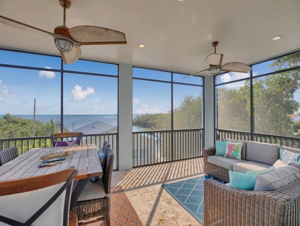 Luxury Four Bedroom Marathon Vacation Home With Boat Dock