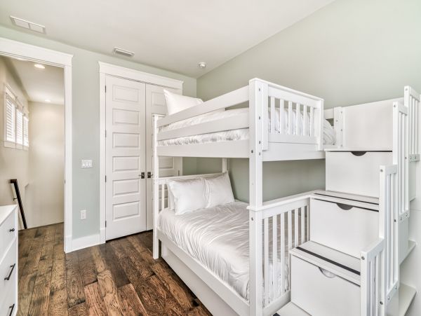 Experience Blue Mountain Beach Ideal Vacation Rental