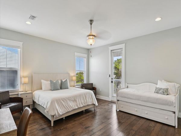 Experience Blue Mountain Beach Ideal Vacation Rental