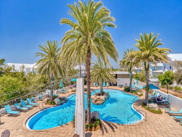 Experience Blue Mountain Beach Ideal Vacation Rental