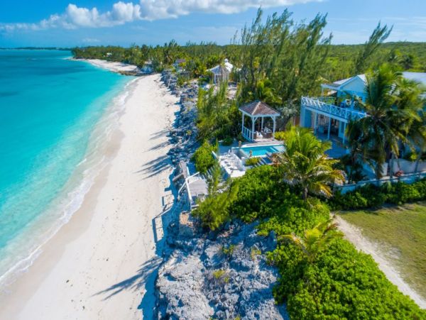 Luxury Vacation Rental with 5 Bedrooms & Full Ocean View