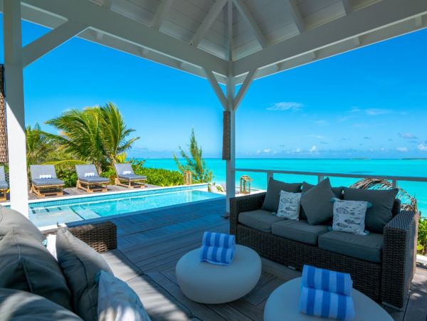 Luxury Vacation Rental with 5 Bedrooms & Full Ocean View