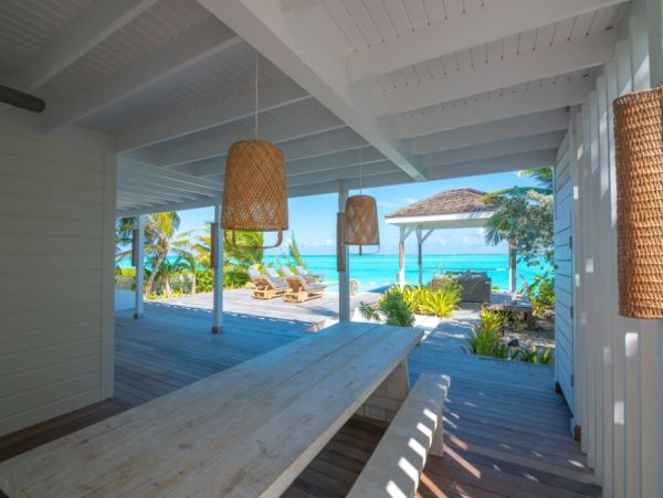 Luxury Vacation Rental with 5 Bedrooms & Full Ocean View
