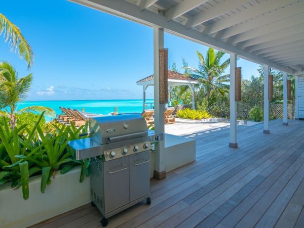 Luxury Vacation Rental with 5 Bedrooms & Full Ocean View