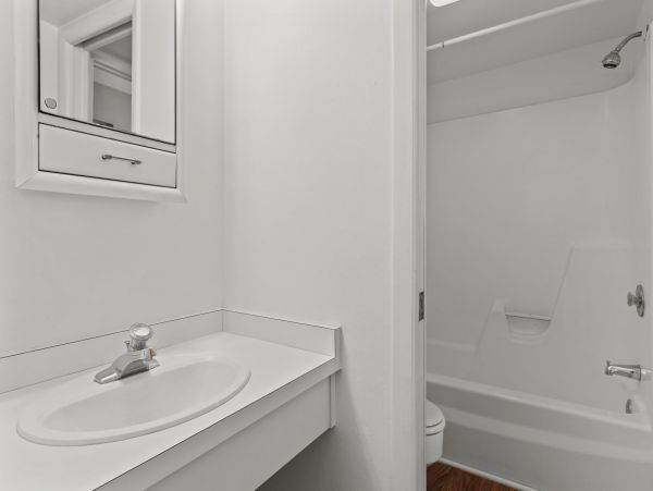 Sanibel Vacation Condo Two Bedroom Walk to Beach