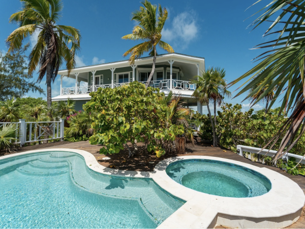Bahamas Beachfront Vacation Rental Luxury Villa in Little Exuma